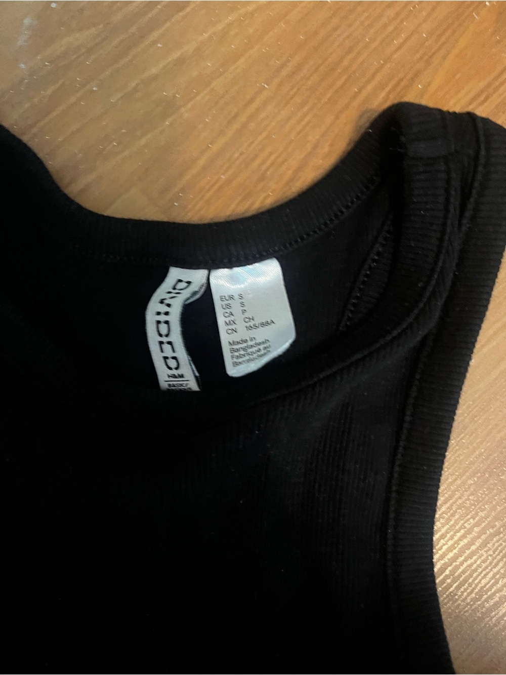 Cropped Summer Basic Tops Bundle/Lot - Picture 3 of 9